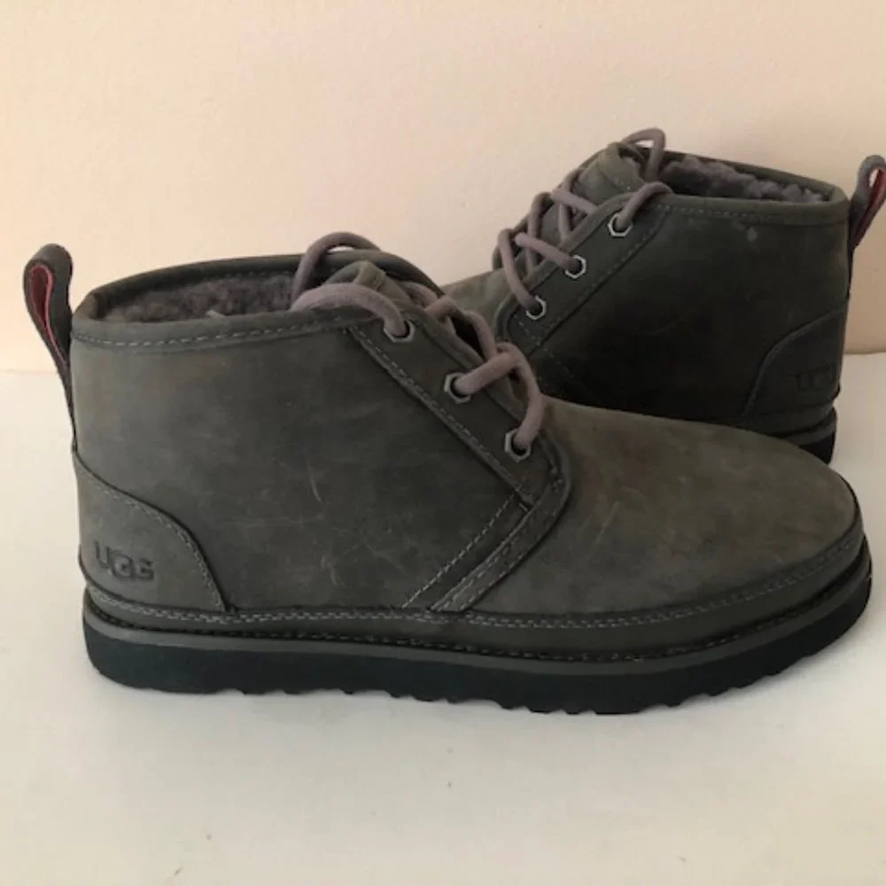 UGG Neumel Waterproof Leather Boot. Chukka. Size: 7